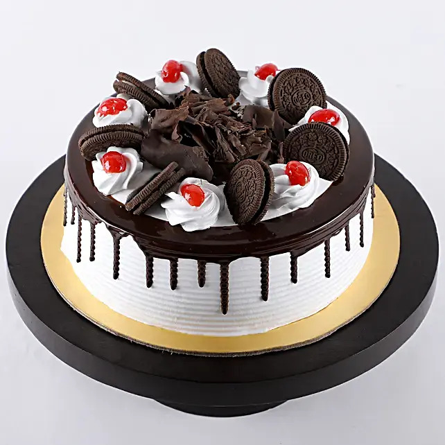 Oreo cake 🎂 #chocolatecake #minicake #minicakes #dripcake #dripcakes  #birthdaycakes #birthdaycake #igcakes #instacake #instacakes… | Instagram